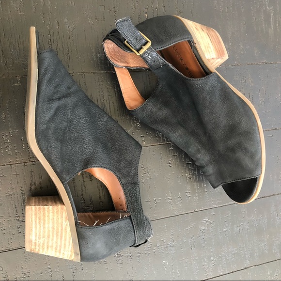 Lucky Brand black suede peep toe 3 inch heels Sz 9 - Picture 2 of 8
